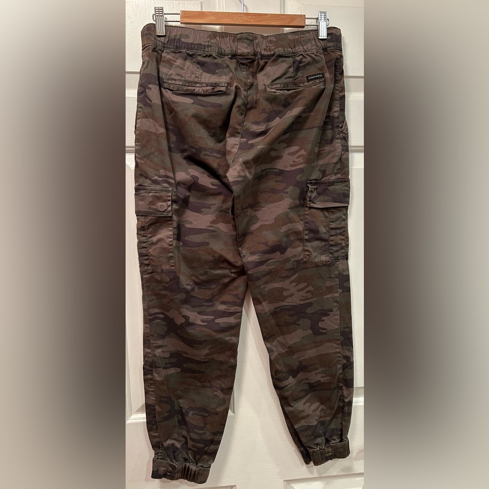 Sanctuary Standard Surplus Cargo Camo Pants, Size 28 - Picture 7 of 12